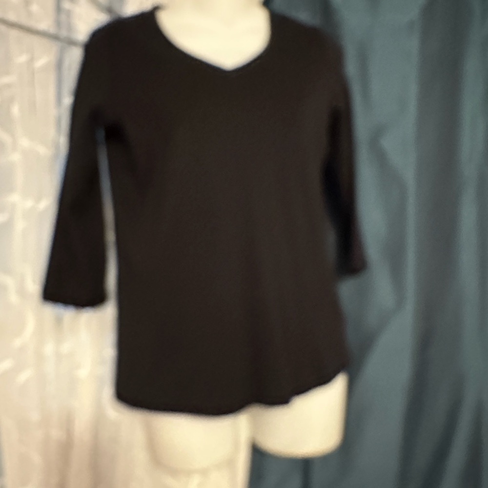 St. John's Bay Black V-Neck Long Sleeve Top